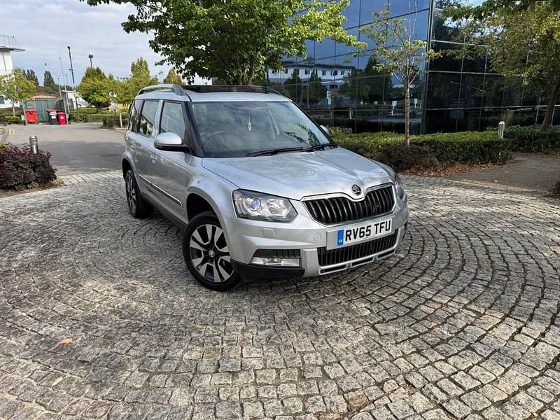 Silver Used 2015 Skoda Yeti SUV | £8,795 (Fair price) - Image 1/4