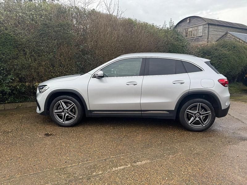 Used Mercedes GLA250 Exclusive 2021 Silver SUV