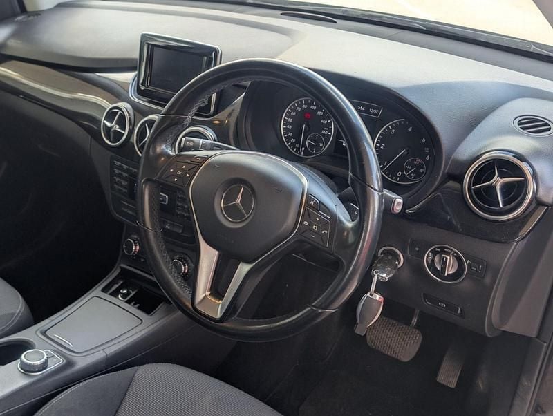 Used Mercedes B180 SE 2013 Black MPV