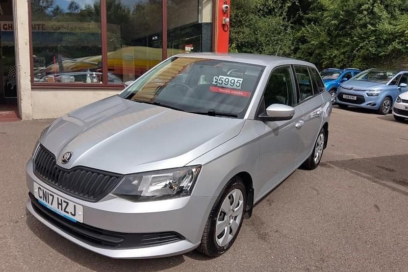 Silver Used 2022 Skoda Fabia Estate | £5,495 (Super price) - Image 1/1