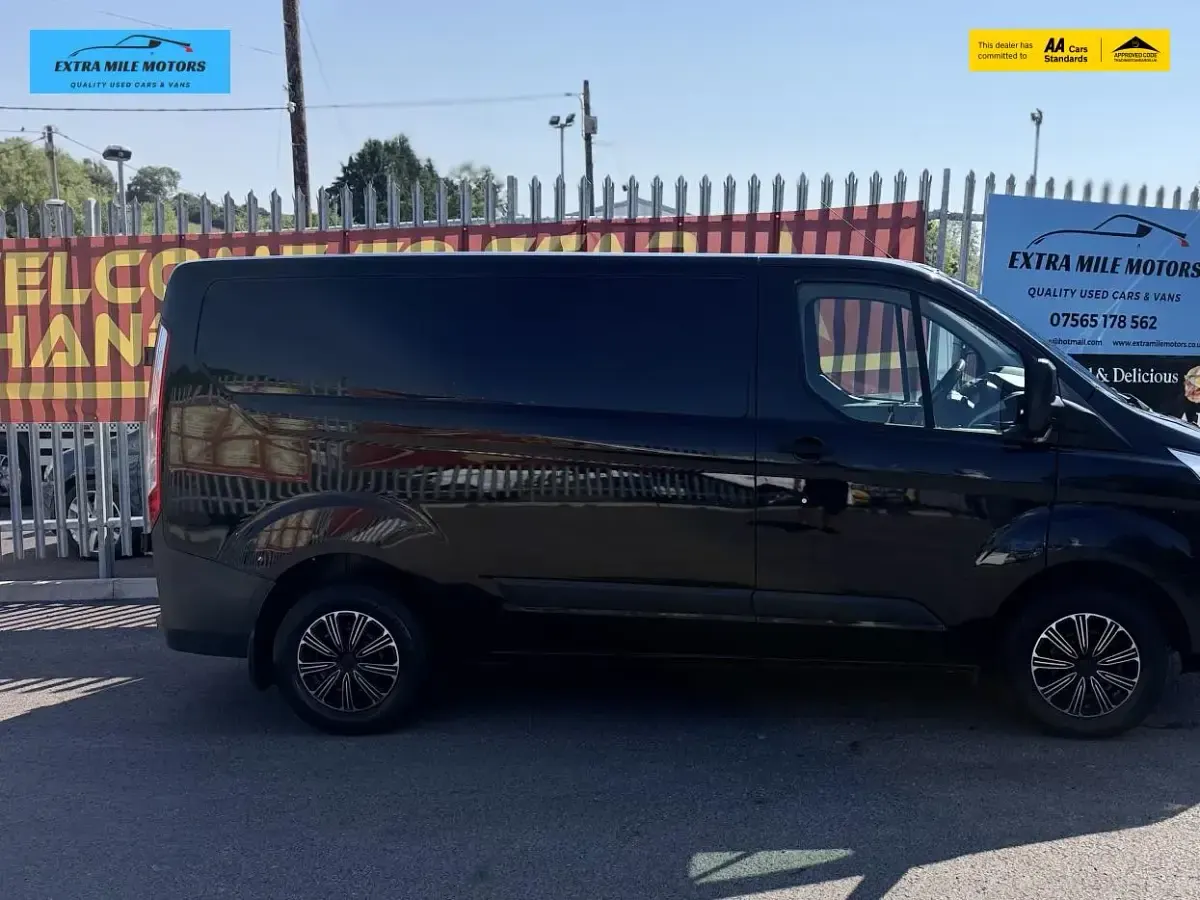 Used Ford Transit Custom Trend 130 HP (95 kW) 2017 Black Van