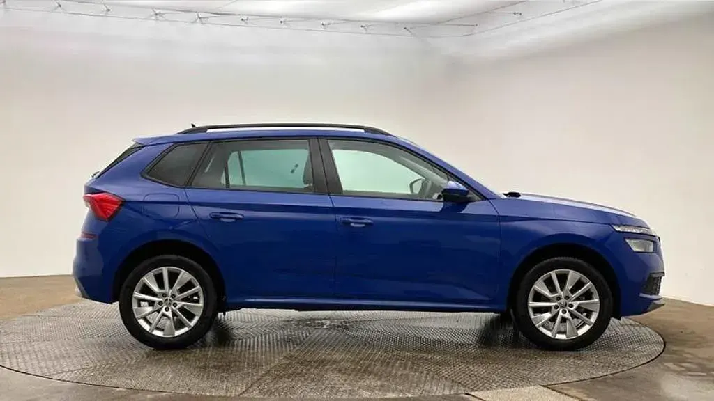 Used Skoda Kamiq SE Drive 110 HP (80 kW) 2023 Blue SUV