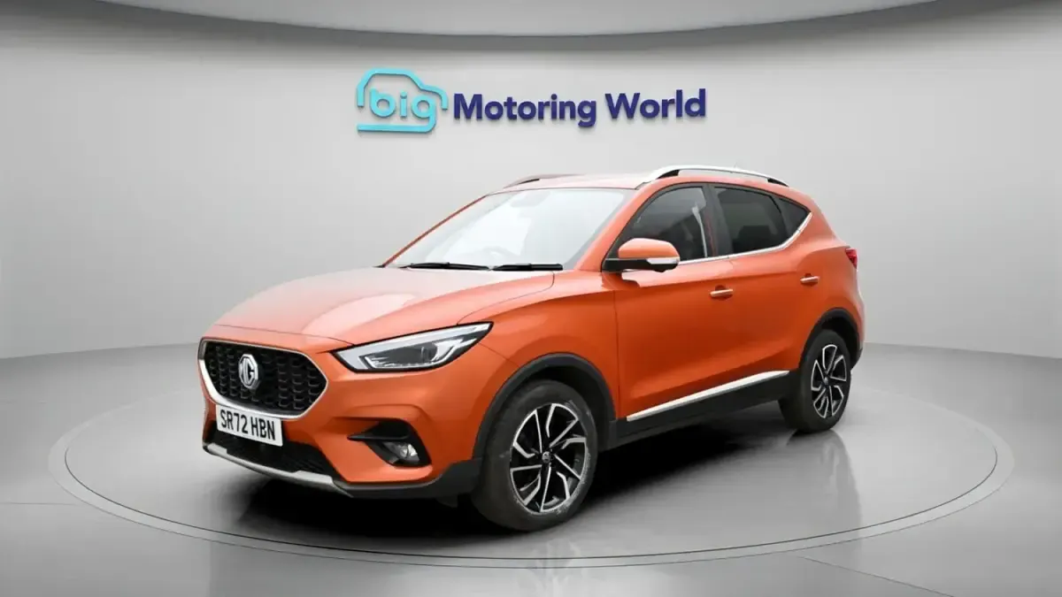 Usado MG ZS Exclusive 106 HP (77 kW) 2023 Laranja SUV