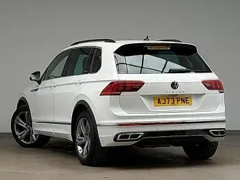 Używany VW Tiguan R-line Edition 150 KM (110 kW) 2024 Biały SUV
