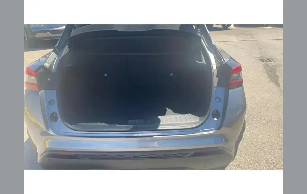 Used Nissan Juke Tekna 143 HP (105 kW) 2025 Grey SUV