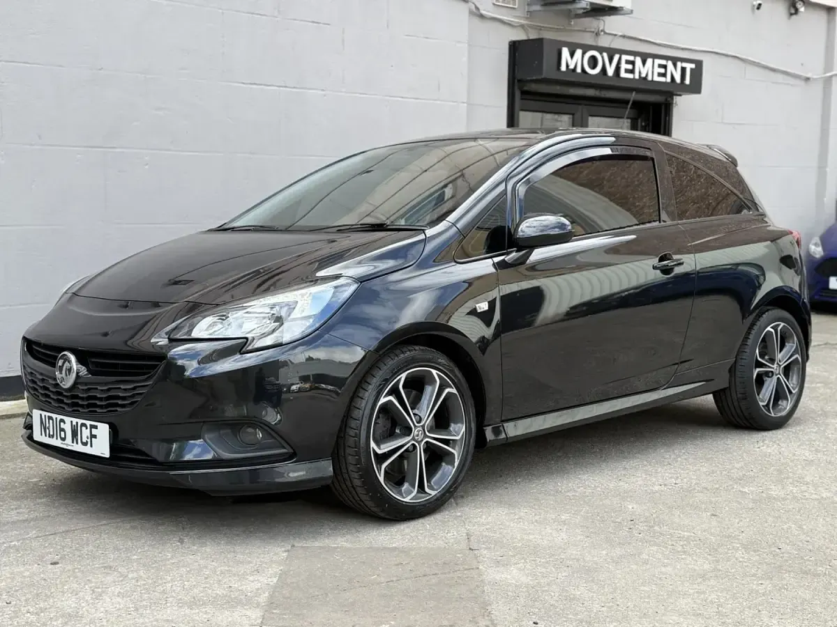 Second-hand Vauxhall Corsa Edition 150 CP (110 kW) 2016 Negru Hatchback