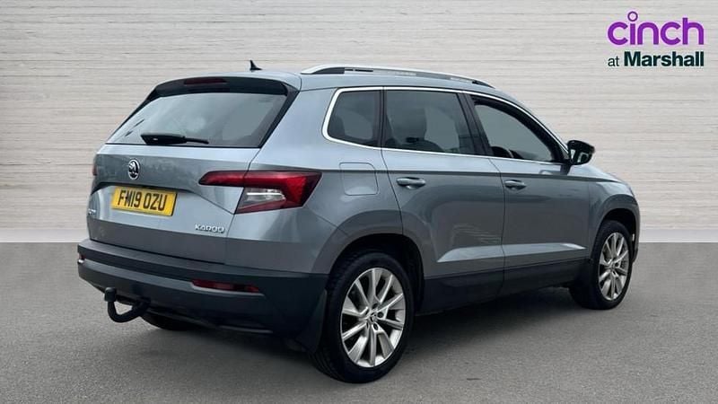 Usado Skoda Karoq SE L 150 HP (110 kW) 2019 Cinzento SUV