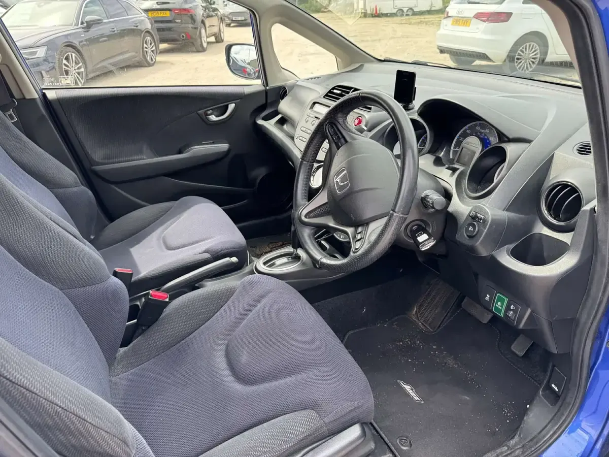 Used Honda Jazz Hybrid 2011 Blue Hatchback