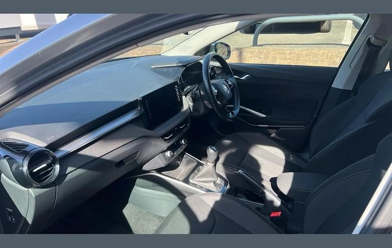 Used Skoda Fabia SE L 110 HP (80 kW) 2022 Silver Hatchback