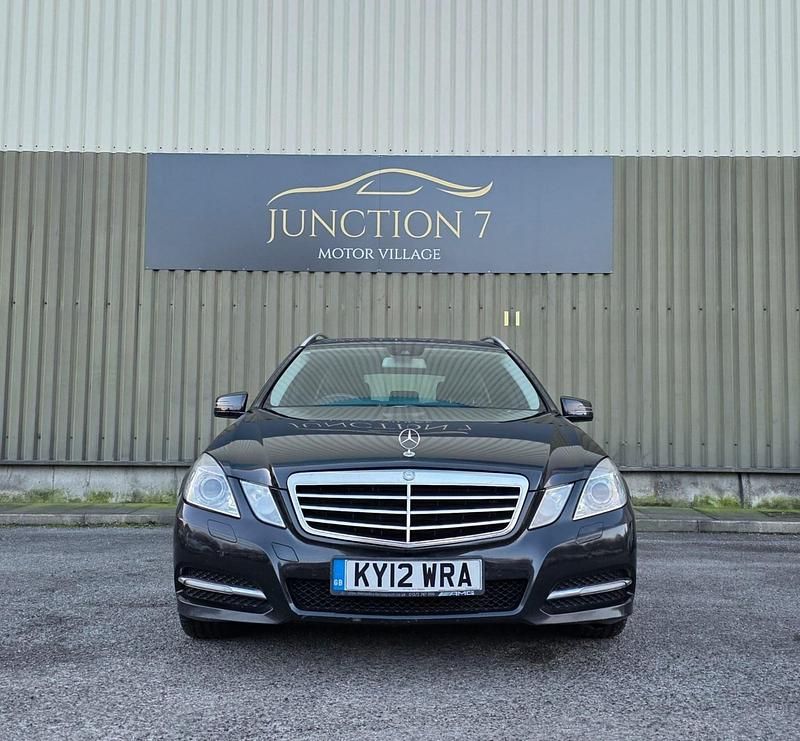 Used Mercedes E220 Avantgarde 170 HP (125 kW) 2012 Black Estate