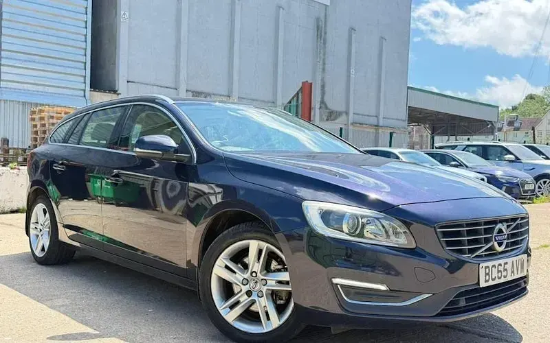 Used Volvo V60 SE Lux 150 HP (110 kW) 2015 Estate