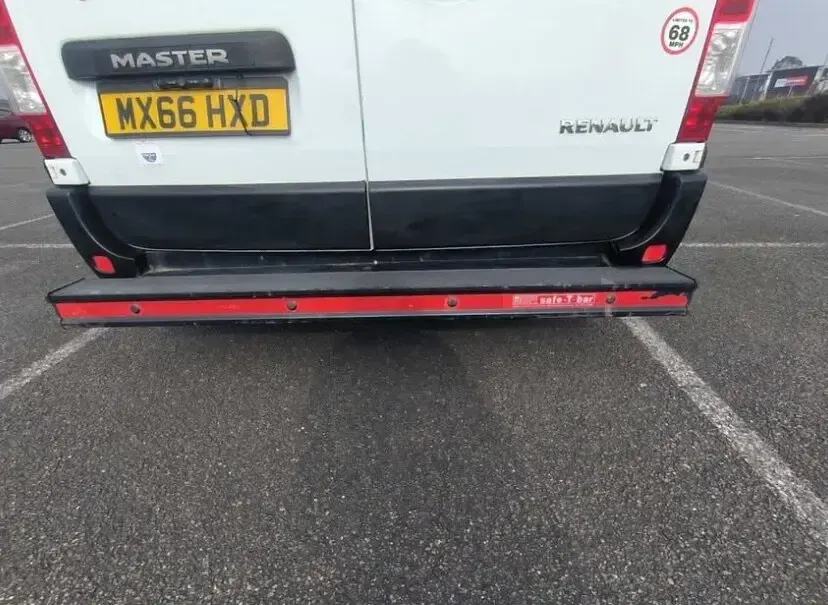 Used Renault Master Business 125 HP (91 kW) 2016 White Van
