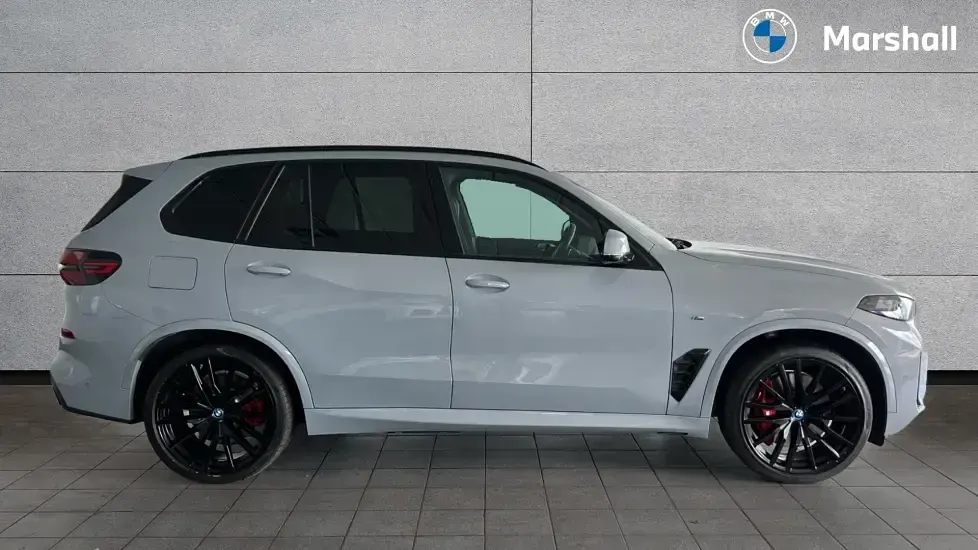 Used BMW X5 M Sport 489 HP (359 kW) 2024 Brooklyn grey metallic SUV