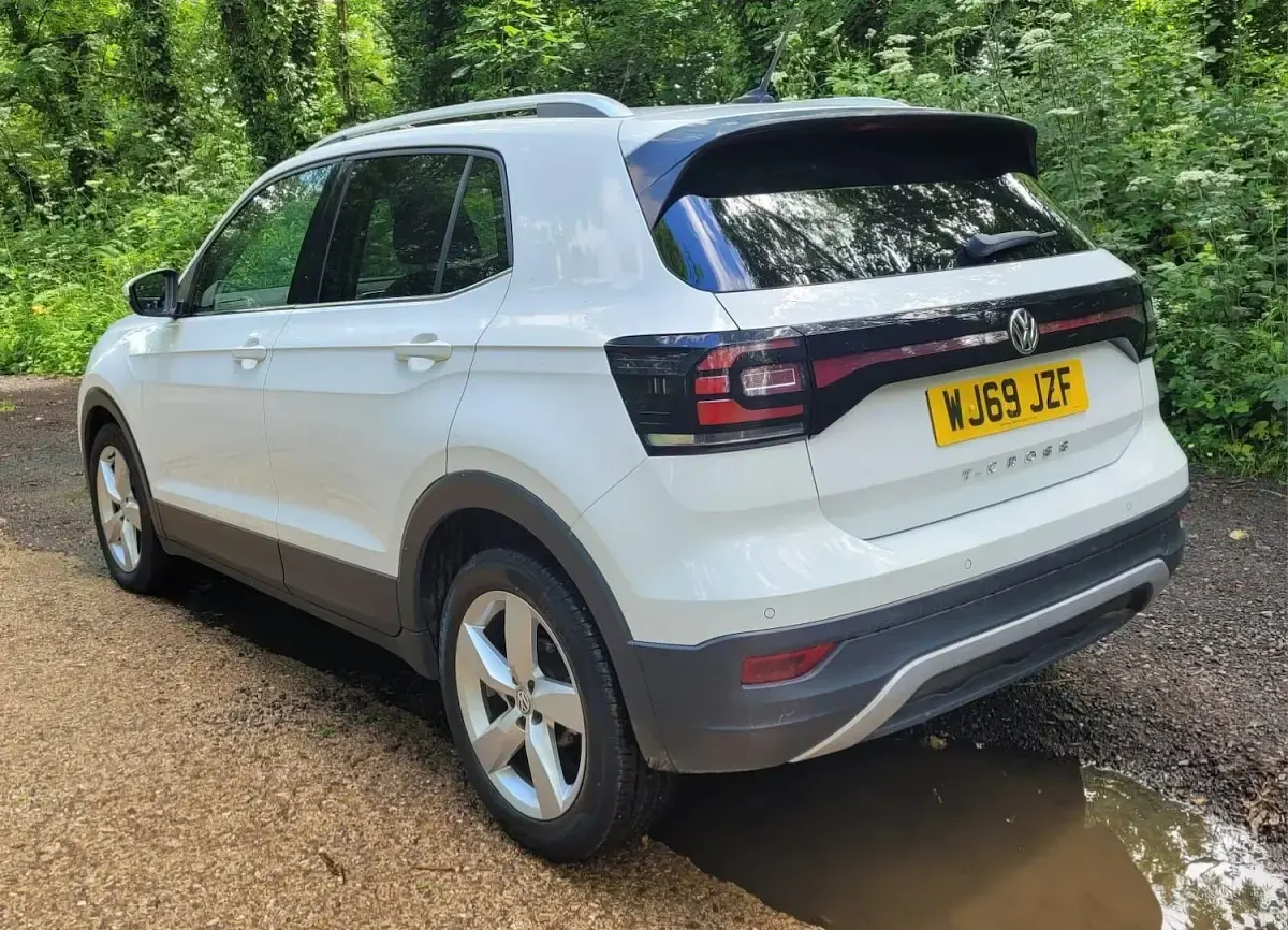 Used VW T-Cross SEL 115 HP (84 kW) 2019 White SUV