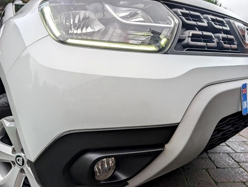 Used Dacia Duster Comfort 130 HP (95 kW) 2019 Glacier white Hatchback