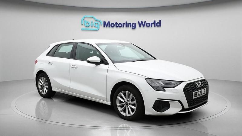Used Audi A3 Sportback 110 HP (80 kW) 2023 White Hatchback
