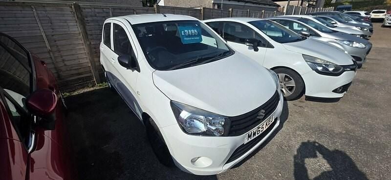 Used Suzuki Celerio 68 HP (50 kW) 2015 White Hatchback