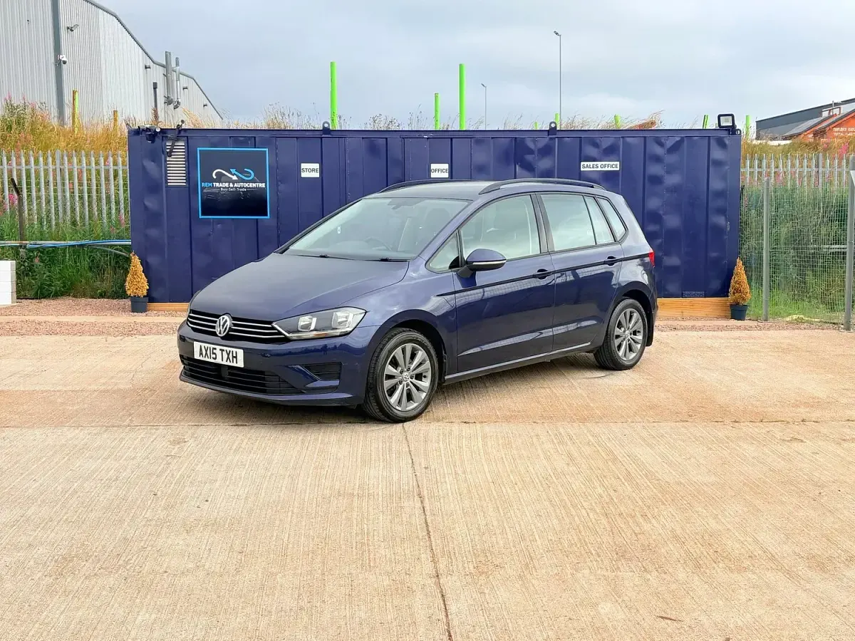 Used VW Golf Sportsvan SE 110 HP (80 kW) 2015 Blue MPV