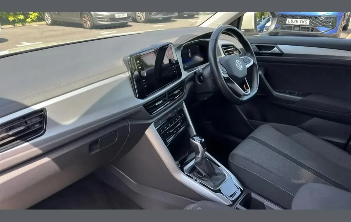 Used VW T-Roc Life 150 HP (110 kW) 2023 Grey SUV