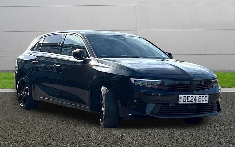 Used Vauxhall Astra 131 HP (96 kW) 2024 Black Hatchback