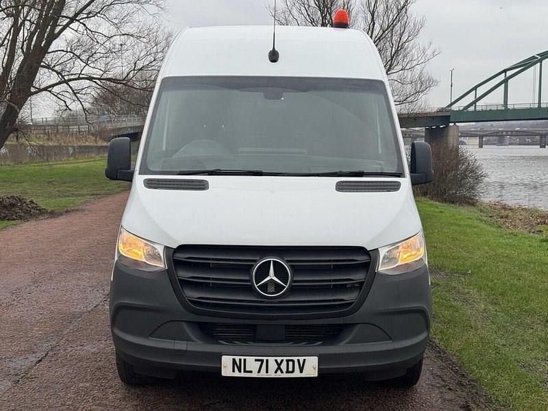 Begagnad Mercedes Sprinter Progressive 2021 Vit Van