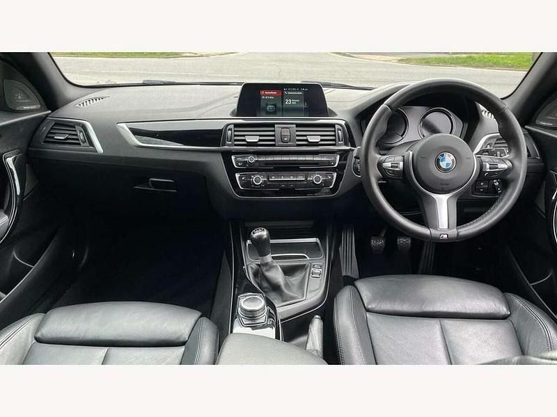 Used BMW 118 M Sport 136 HP (100 kW) 2019 Black Hatchback