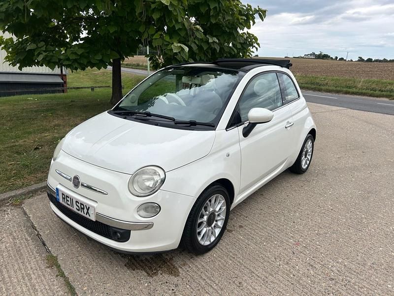 White Used 2011 Fiat 500 Lounge Cabriolet | £3,495 (Good price) - Image 1/4