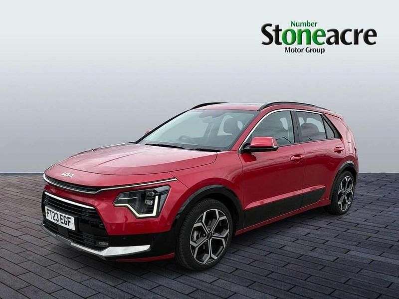 Used Kia Niro 139 HP (102 kW) 2023 Red SUV
