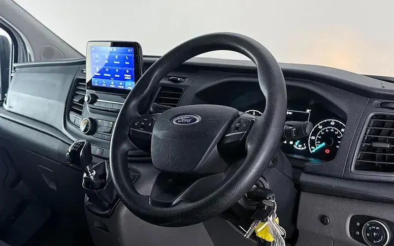 Used Ford Transit Custom 131 HP (96 kW) 2023 Van