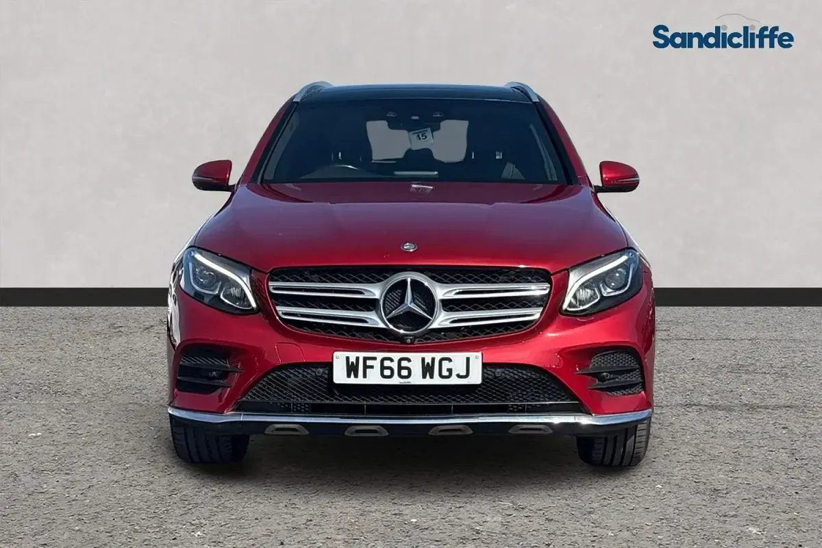 Used Mercedes GLC220 AMG Line Premium 170 HP (125 kW) 2019 Red SUV