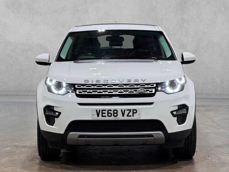 Used Land Rover Discovery Sport HSE 180 HP (132 kW) 2019 White SUV