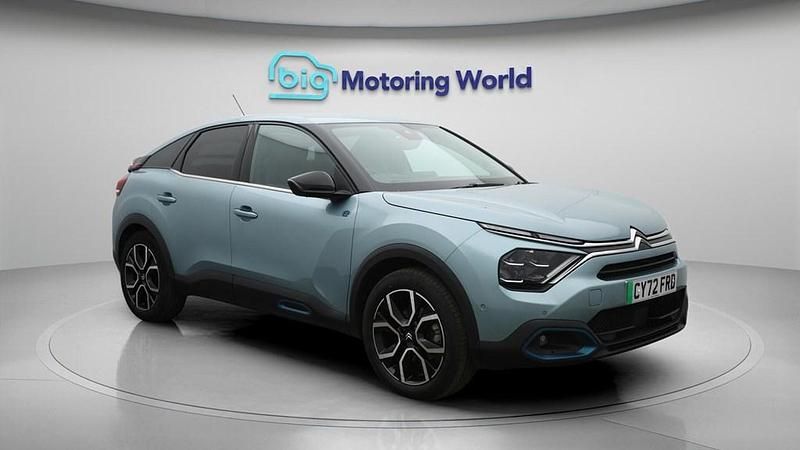 Used Citroën e-C4 Shine 100 kW (136 HP) 2023 Hatchback