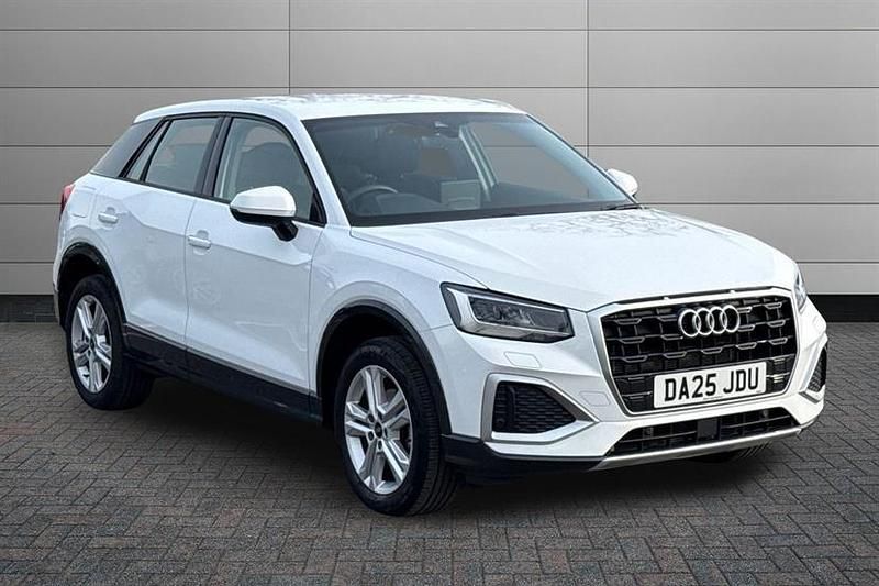 Used Audi Q2 Sport 116 HP (85 kW) 2025 White SUV
