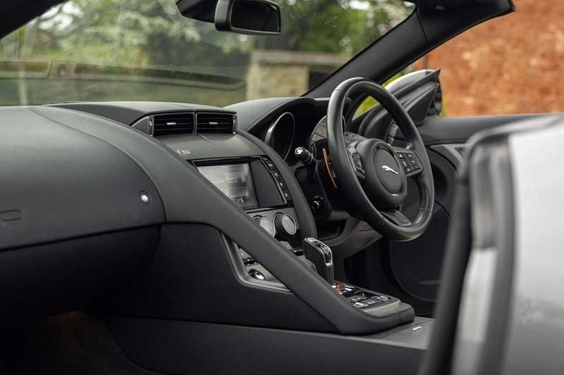 Usado Jaguar F-Type S 2017 Cinzento Cabrios