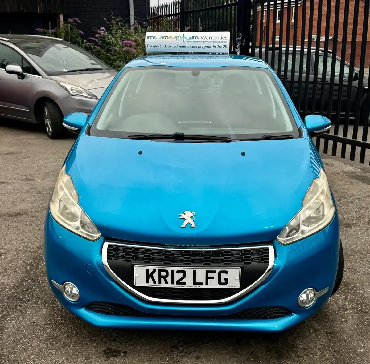 Used Peugeot 208 Active 68 HP (50 kW) 2012 Blue Hatchback