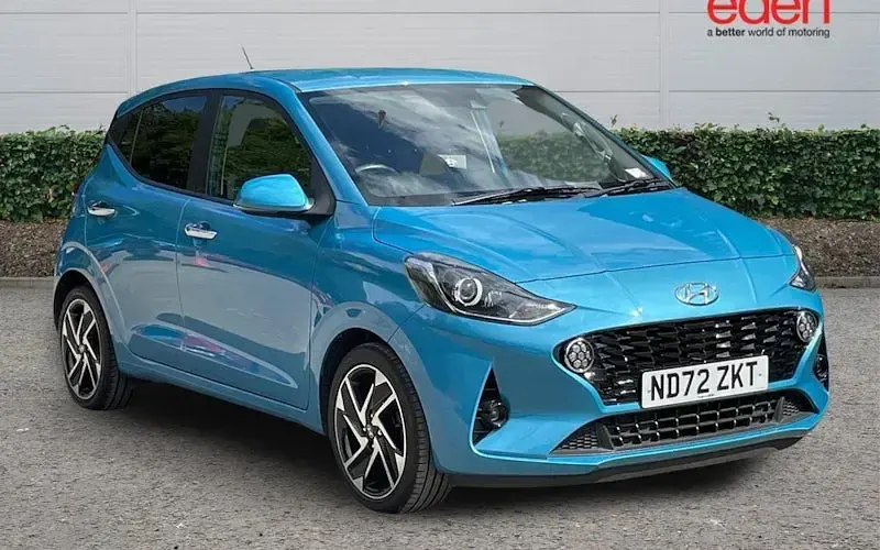 Used Hyundai i10 Premium 84 HP (61 kW) 2023 Hatchback