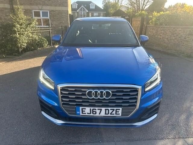 Używany Audi Q2 S-Line 150 KM (110 kW) 2017 Niebieski SUV