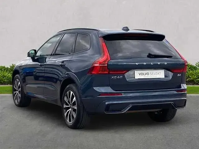 Used Volvo XC60 Plus 197 HP (144 kW) 2023 Blue SUV