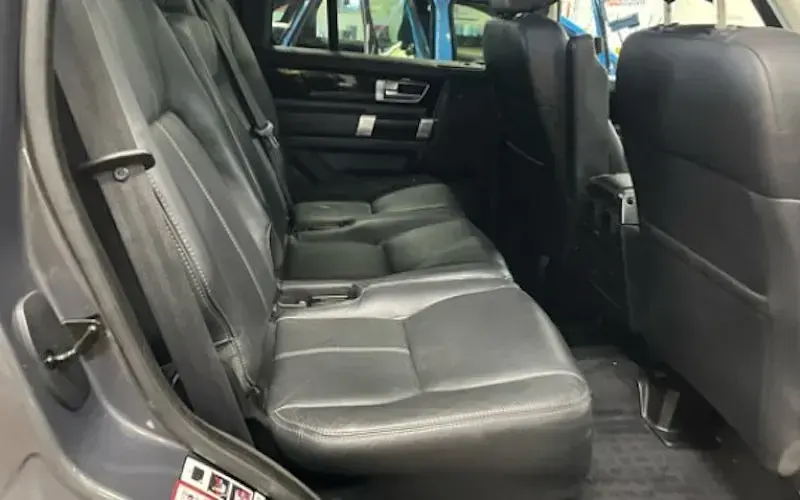 Used Land Rover Discovery HSE 256 HP (188 kW) 2016 Grey SUV