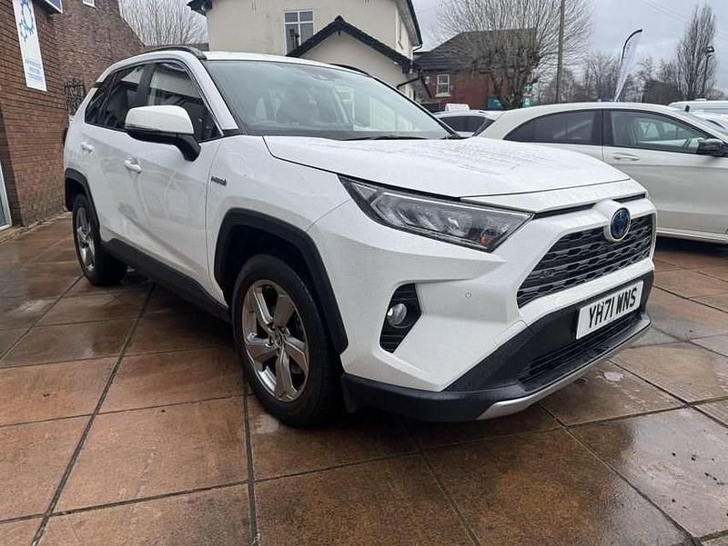 Used Toyota RAV4 Design 222 HP (163 kW) 2021 White SUV