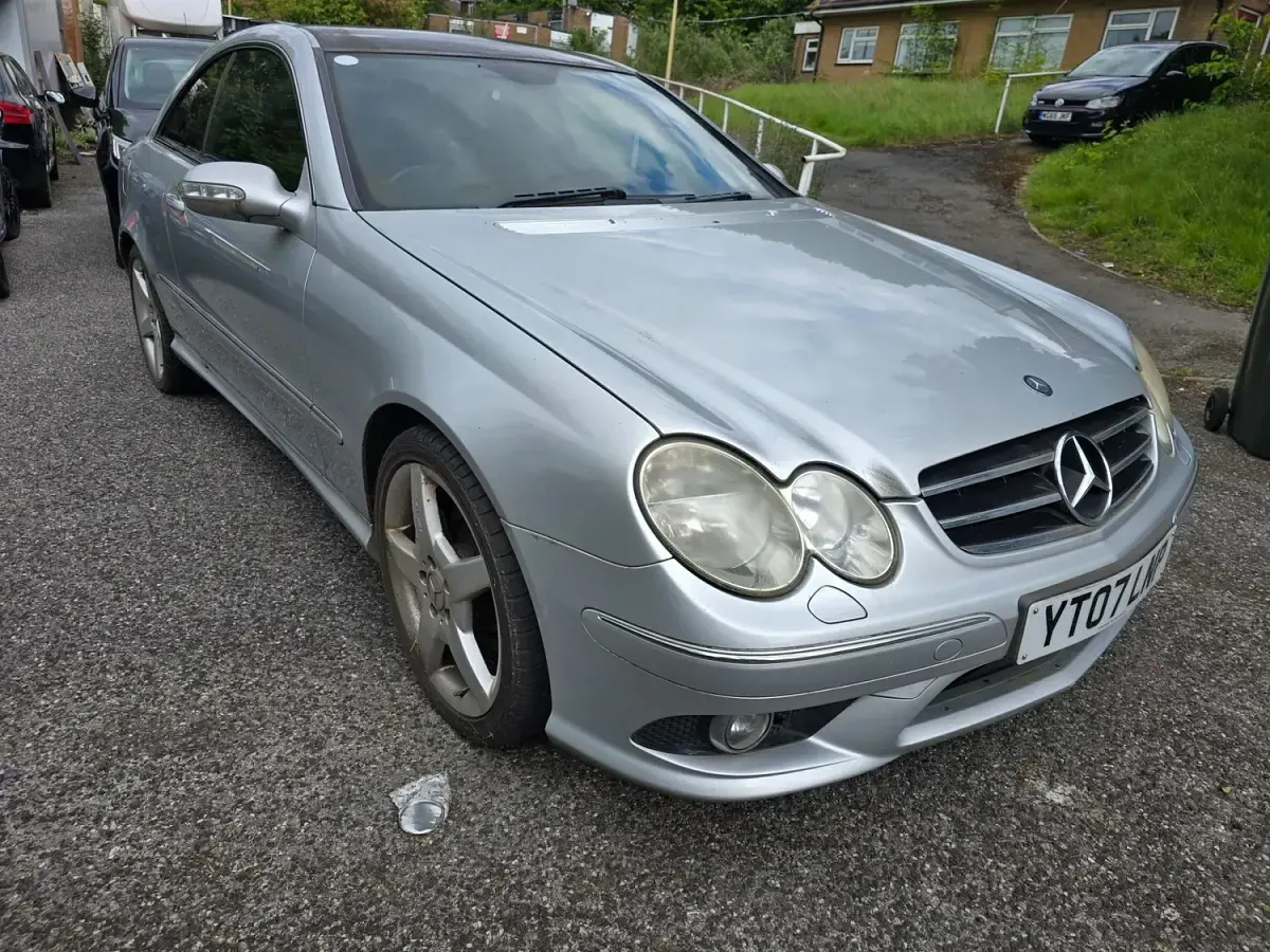 Used Mercedes CLK220 2007 Silver Coupe