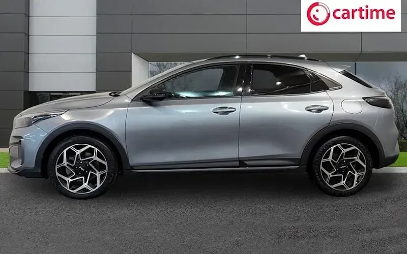 Used Kia XCeed GT-Line 140 HP (102 kW) 2024 Silver SUV