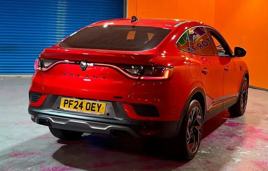 Used Renault Arkana Esprit Alpine 145 HP (106 kW) 2024 Red SUV