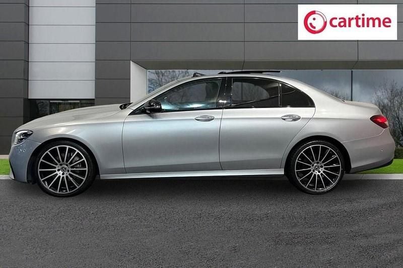 Used Mercedes E200 AMG line 200 HP (147 kW) 2022 Silver Sedan