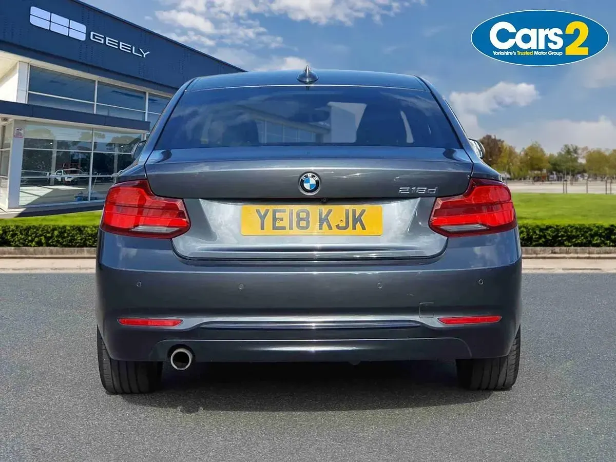 Usado BMW 218 Sport Line 147 CV (108 kW) 2018 Gris Coupe