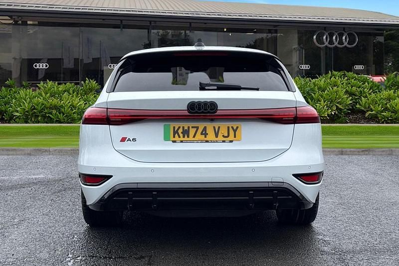 Used Audi A6 e-tron Performance 269 kW (367 HP) 2024 White Estate