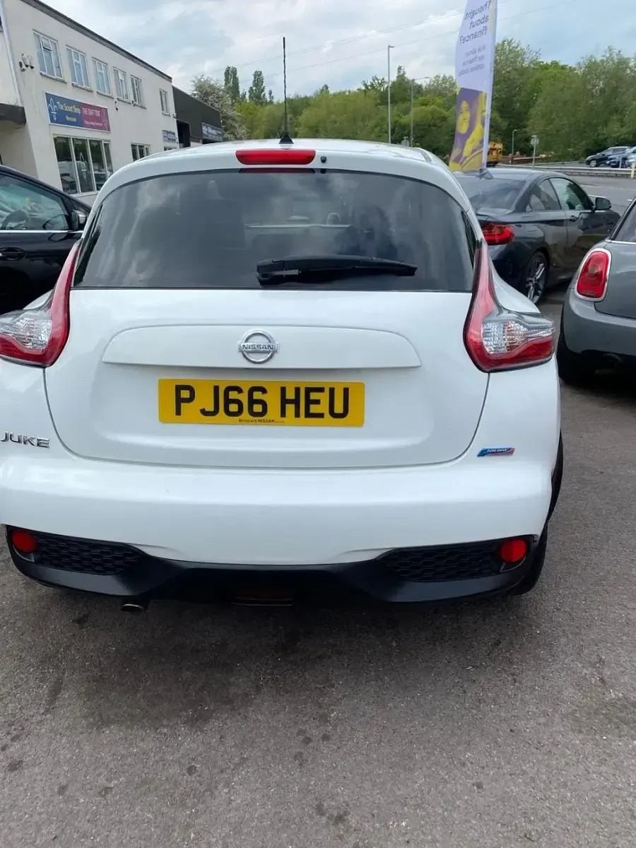 Używany Nissan Juke N-Connecta 110 KM (80 kW) 2016 Biały SUV