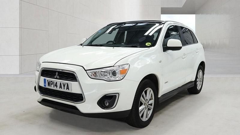 Used Mitsubishi ASX 116 HP (85 kW) 2014 White SUV