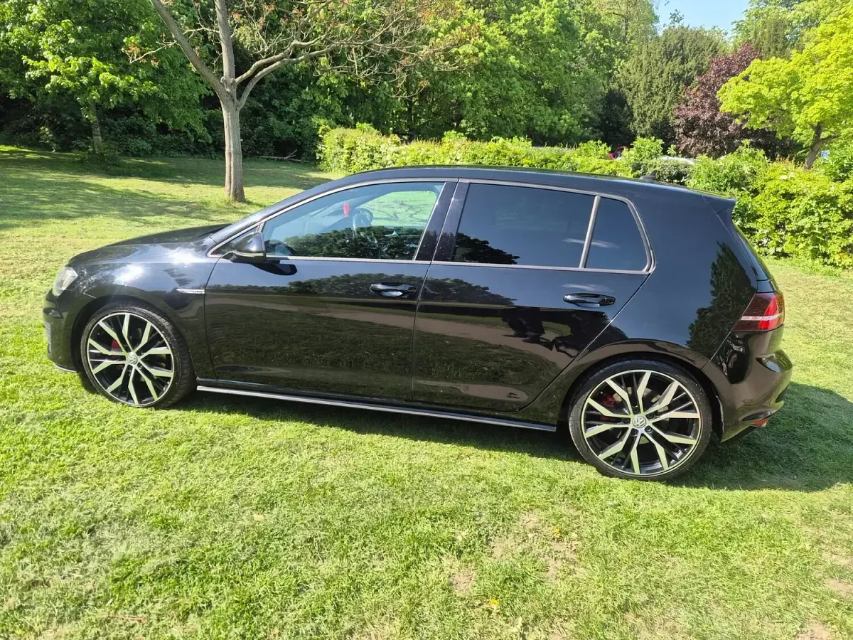 Used VW Golf VII GTD 2016 Black Hatchback