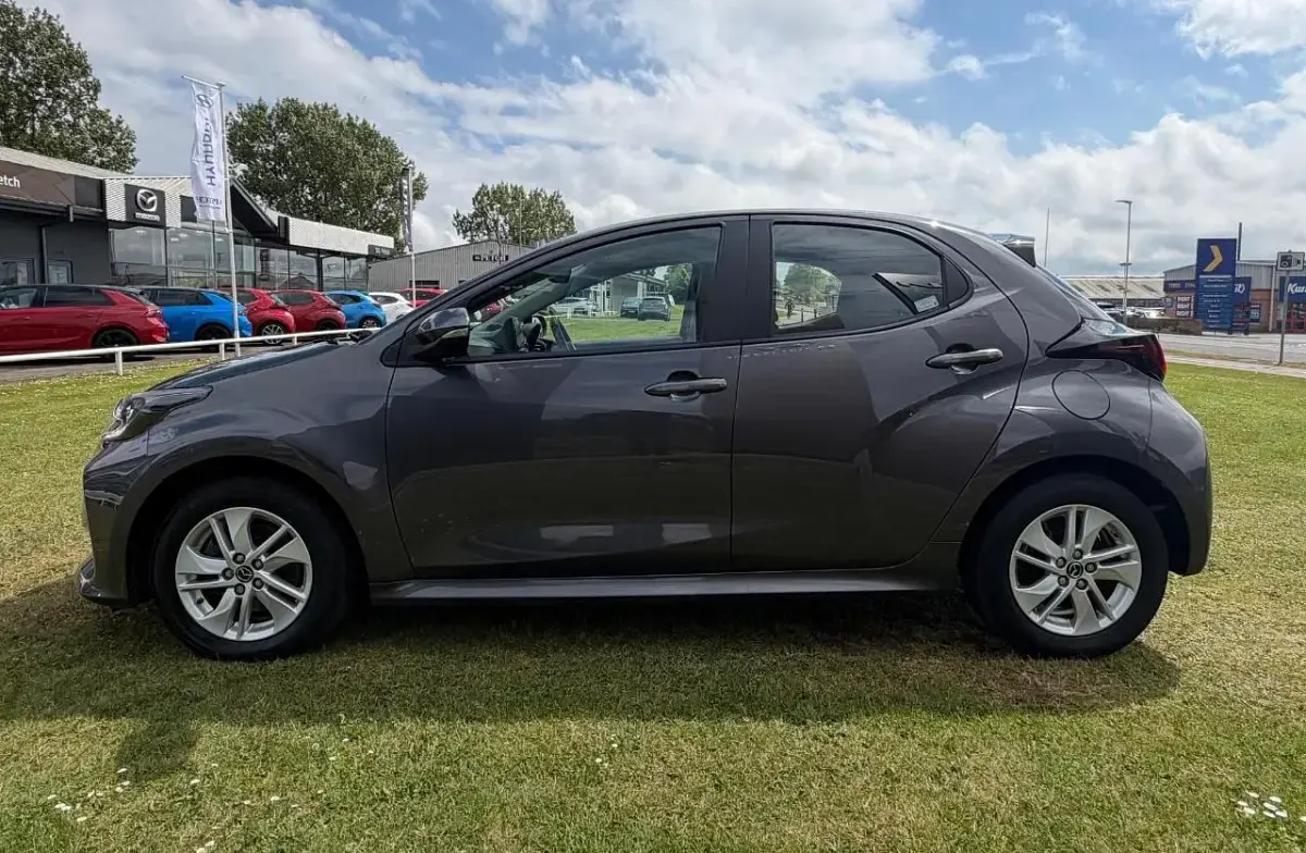 Used Mazda 2 114 HP (83 kW) 2023 Grey Hatchback